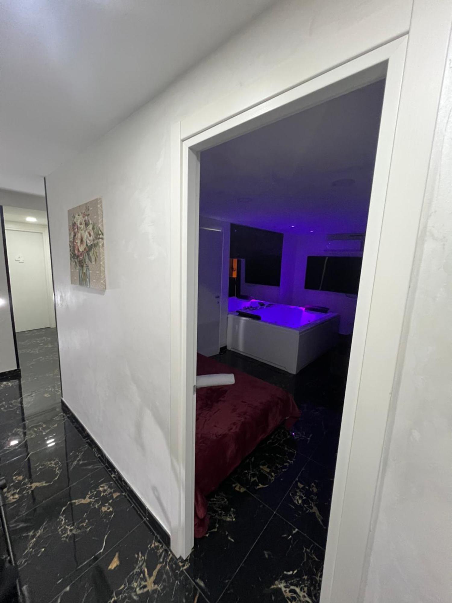 Valentino Luxury Suites 나폴리 외부 사진