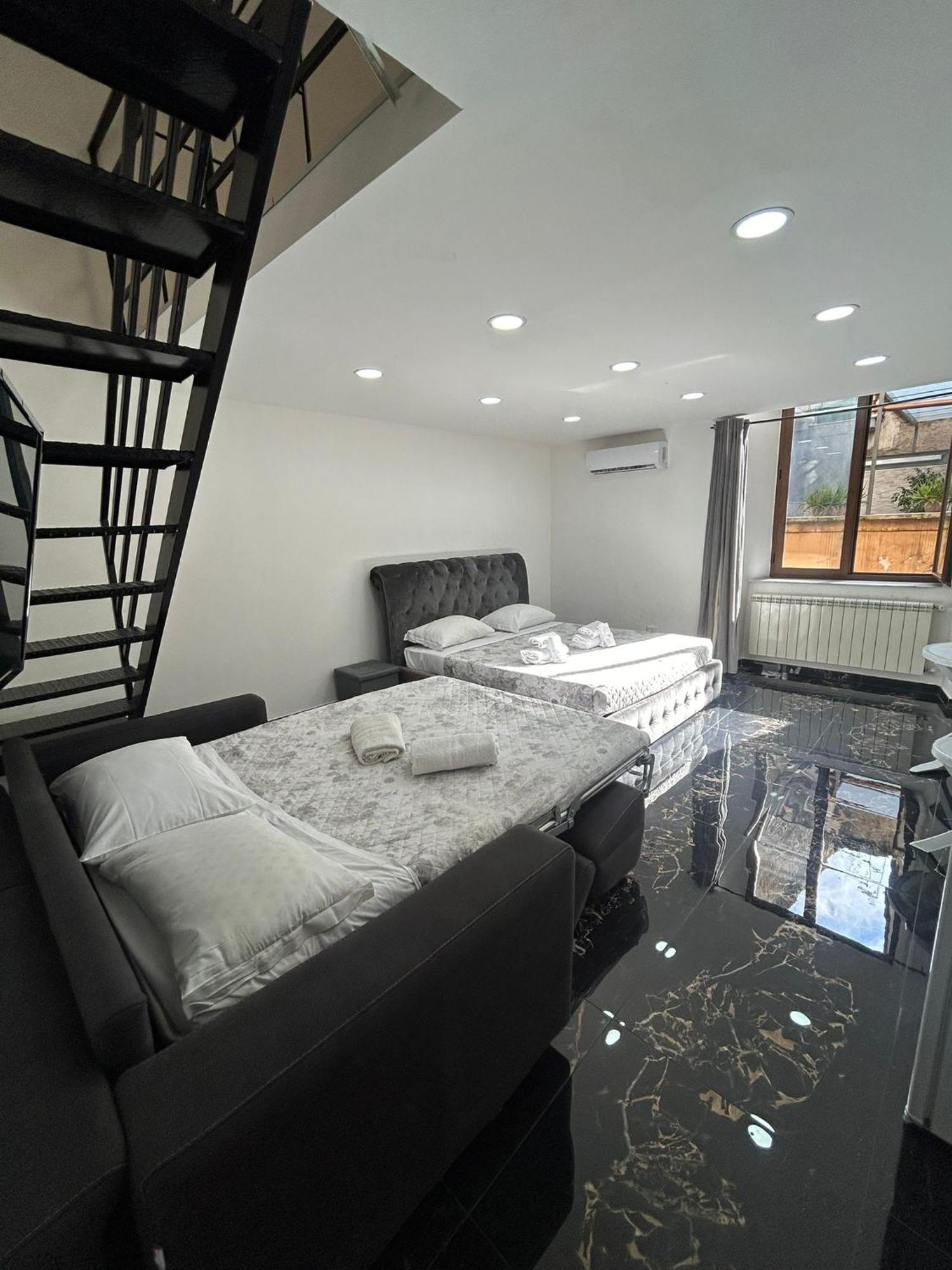 Valentino Luxury Suites 나폴리 외부 사진