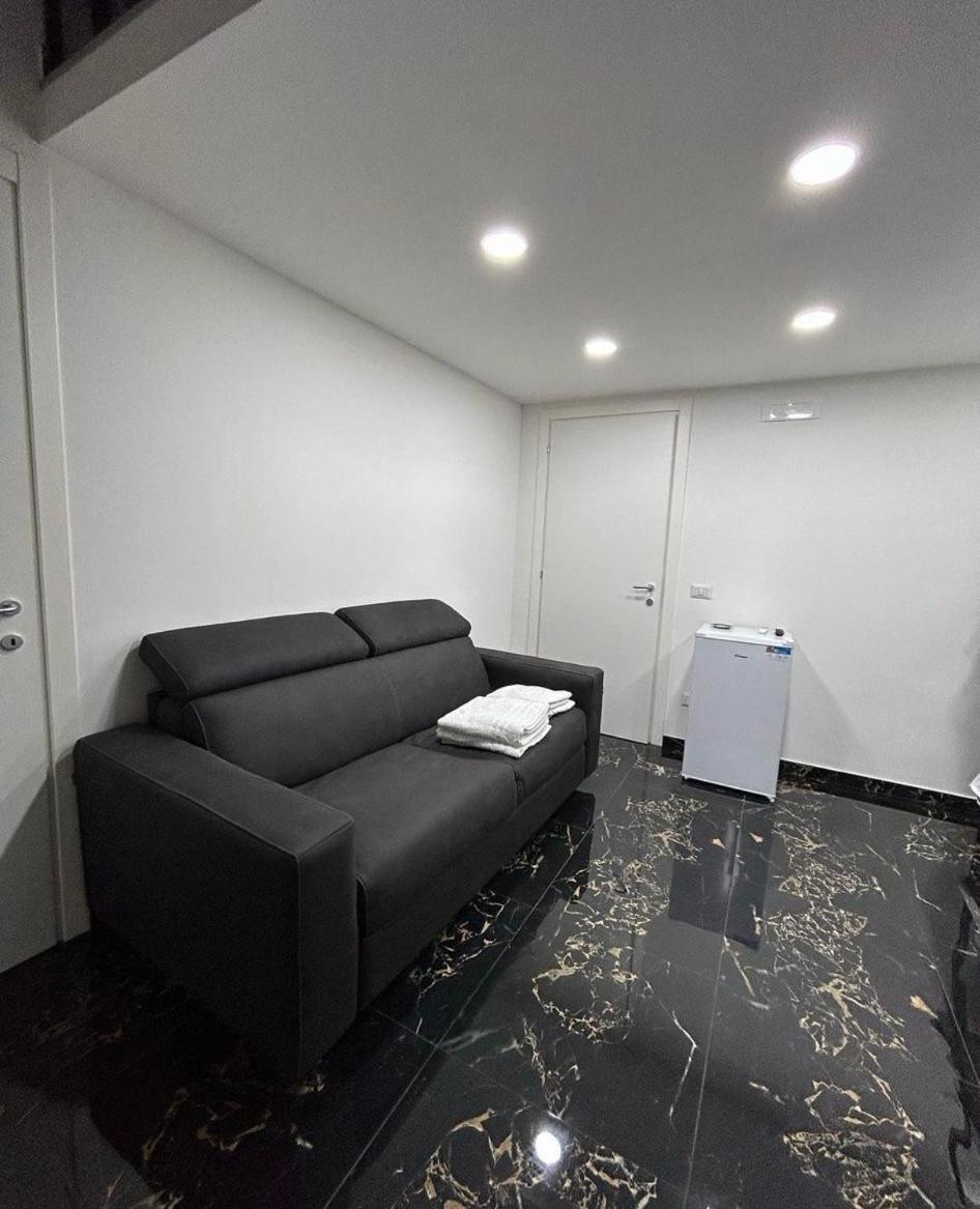 Valentino Luxury Suites 나폴리 외부 사진